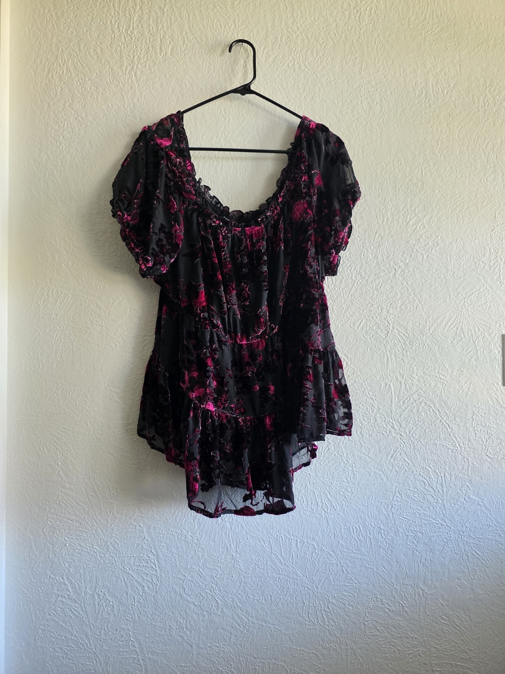 torrid Black and Hot Pink Floral Velvet Burnout Peasant Blouse